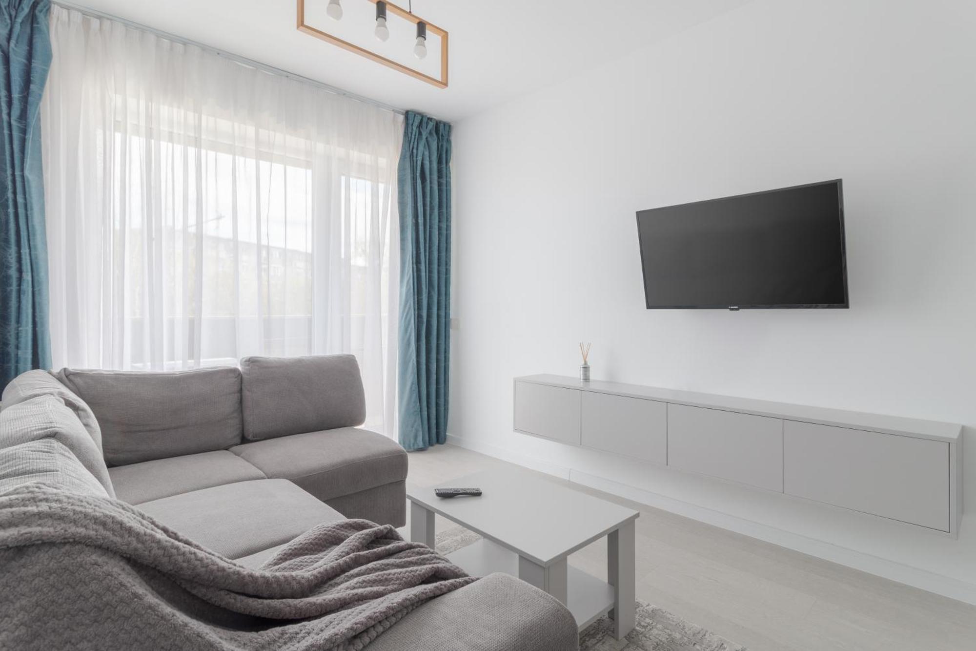 Riverside Retreat Oradea Exterior photo